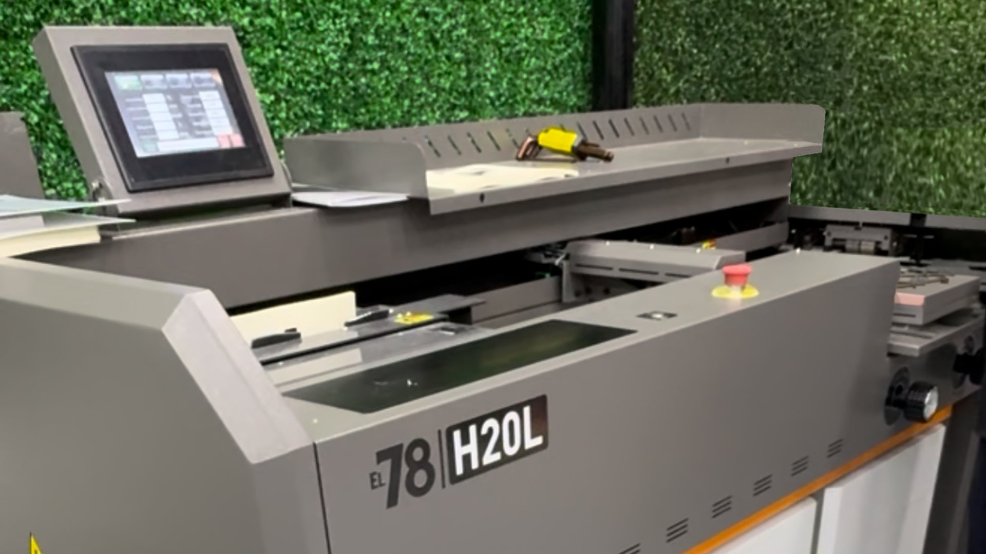 Maquila de Encuadernación con Hotmelt - El 78 Centro Impresor