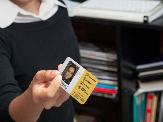 Identificación plástica personalizada - El 78 Centro Impresor